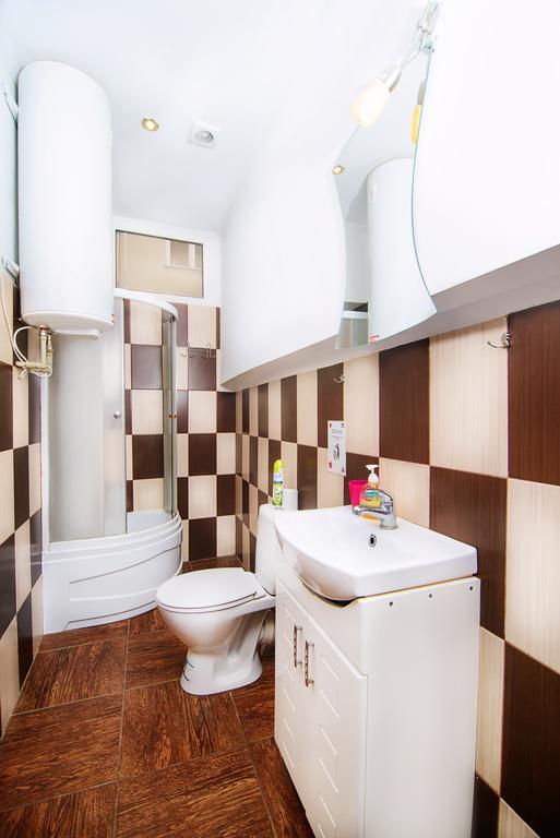 Hollywood Home Hostel Lviv Kamer foto
